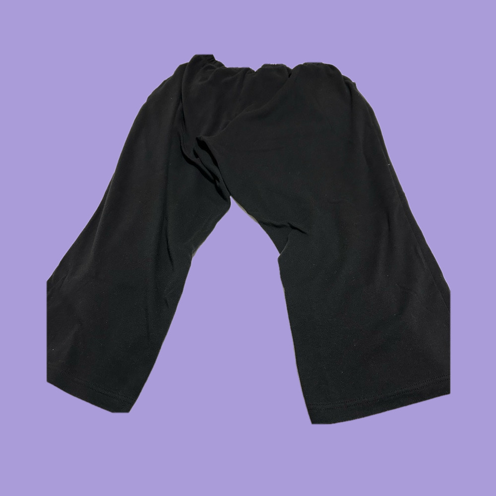 Comfy soft knit pants in black. Size 22/24 Petite.
